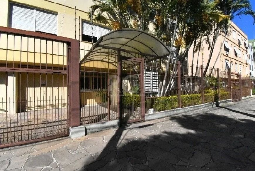 Apartamento à venda no Menino Deus com 39 m² e 1 dormitório/quarto. Oportunidade!