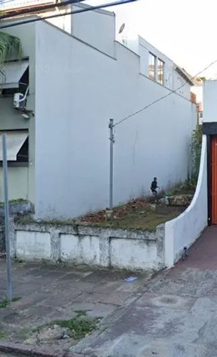 Terreno à venda no bairro Auxiliadora com 0 dormitórios/quartos e área de 0 m².