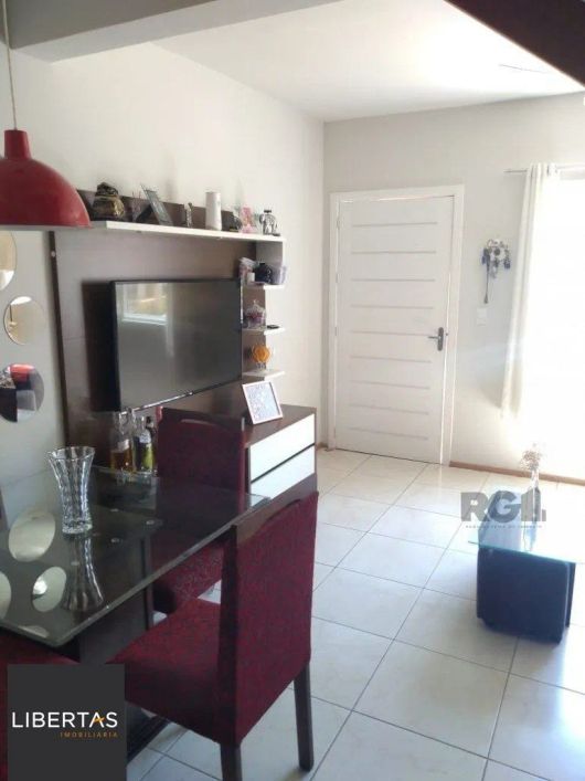 Casa em Condomínio 2 dormitórios à venda Restinga Porto Alegre/RS