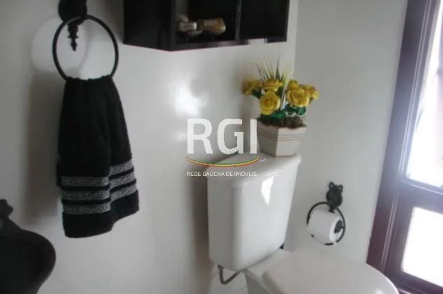 Casa para Venda - 251.01m², 3 dormitórios, sendo 2 suites, 3 vagas - Jardim Lindóia
