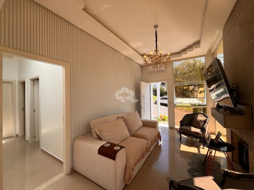 Casa / Casa em Condomínio / 3 Dormitórios /1 Suíte / 2 Vagas / Cavalhada / Porto Alegre / RS