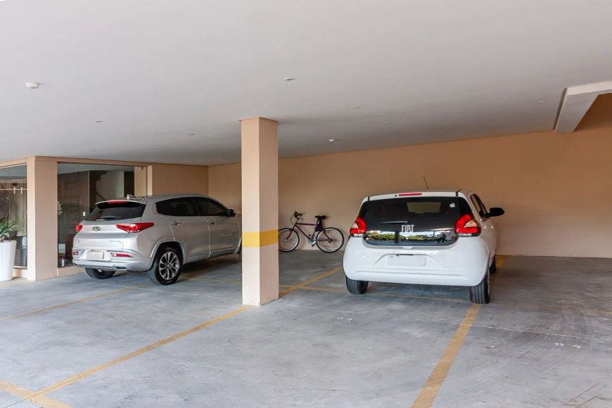 Apartamento à Venda na Vila Assunção com 3 dormitórios e 260 m² de área útil