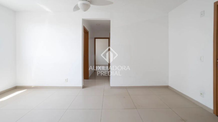 apartamento 2 dormitórios, 1 vaga no Leopoldina