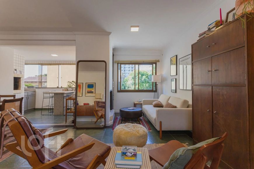 Imóvel para venda possui 150 metros quadrados com 3 quartos em Mont Serrat - Porto Alegre - RS