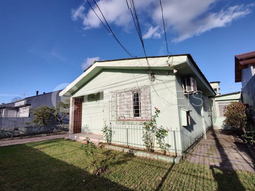 Terreno em Porto Alegre, no bairro Sarandi, à venda.