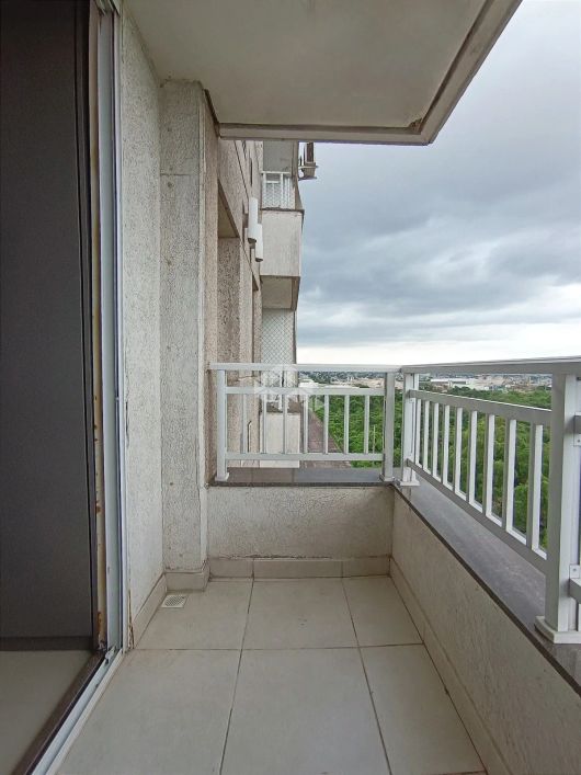 Apartamento 2 Dormitorios, transformado em 1 com living estendido, sendo 1 suíte, no Bairrro Humaita