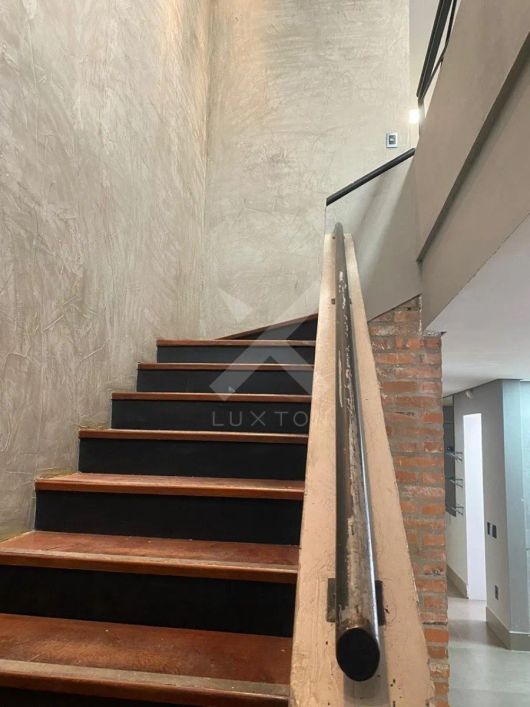 Excelente Casa Comercial no moinhos de vento!