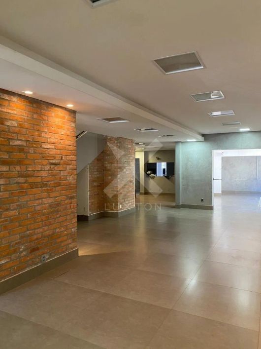 Excelente Casa Comercial no moinhos de vento!
