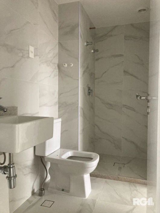 Apartamento NOVO com padrão Cyrela no melhor ponto do Menino Deus, perto de tudo! Empreendimento com