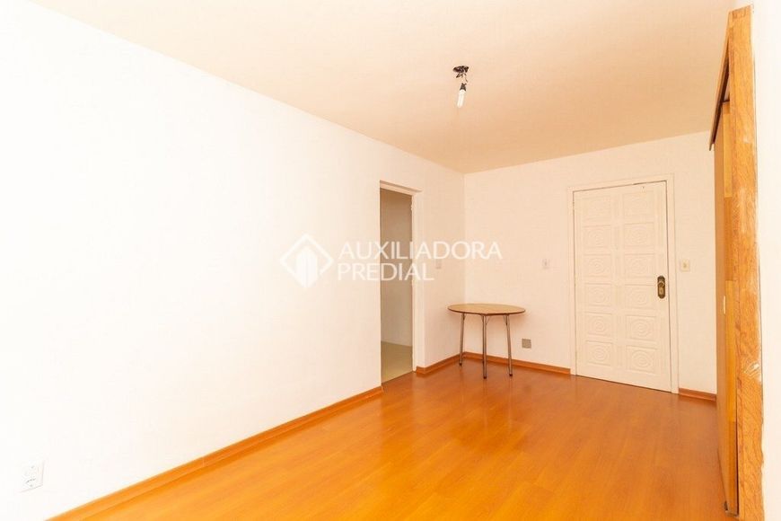 Impecável apartamento no Condominio Colina das Palmeiras