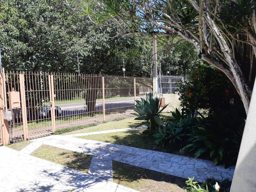 Casa de 400 metros quadrados no bairro Pedra Redonda com 3 quartos