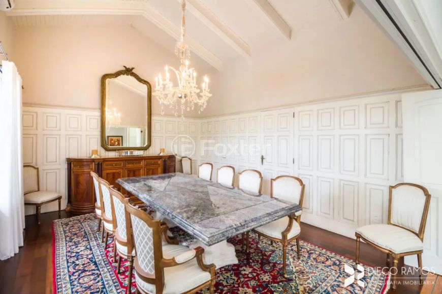 Casa à venda Rua Caeté, Vila Assunção - Porto Alegre