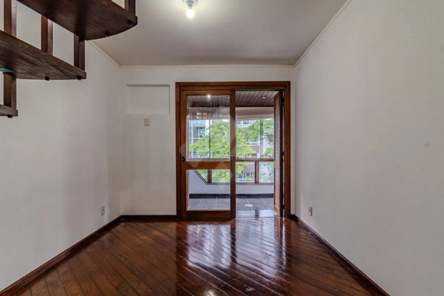 PORTO ALEGRE - Apartamento Padrão - Menino Deus