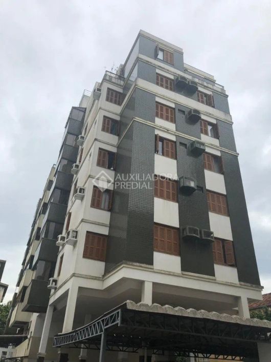 Apartamento de 3 dormitórios, sendo 1 suíte, a venda no Bairro Menino Deus