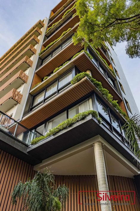 Apartamento em Porto Alegre, no bairro Mont Serrat, à venda.
