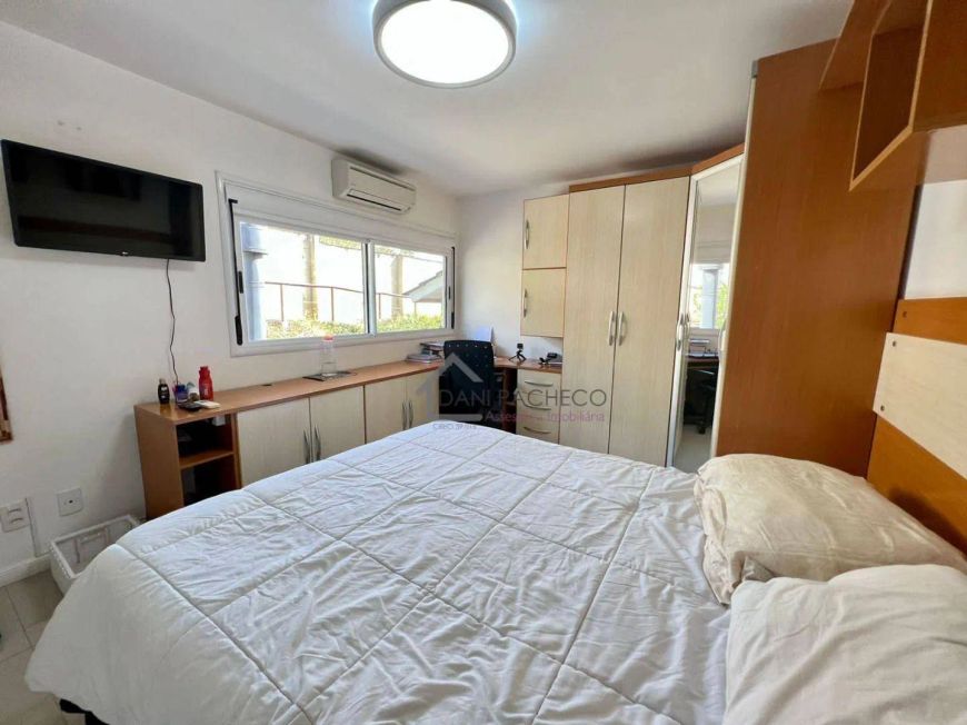 CASA EM CONDOMÍNIO EM PORTO ALEGRE