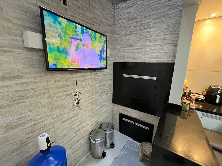 sobrado com terraço reformado de 2 quartos e 2 vagas , Morro Santana