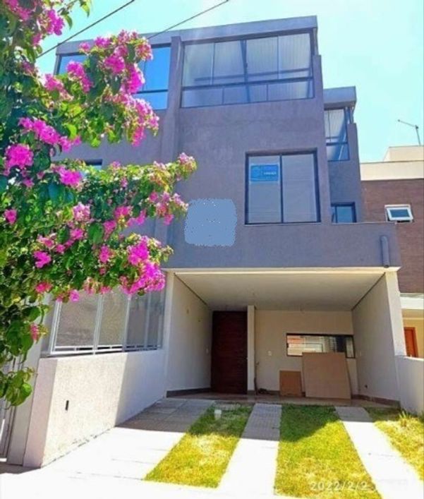Casa 219m2, terraço panorâmico, 3 dorm. 1 suíte