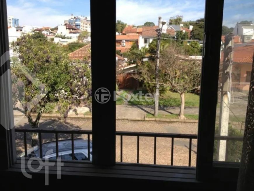 Casa à venda Rua Doutor Jorge Fayet, Chácara das Pedras - Porto Alegre