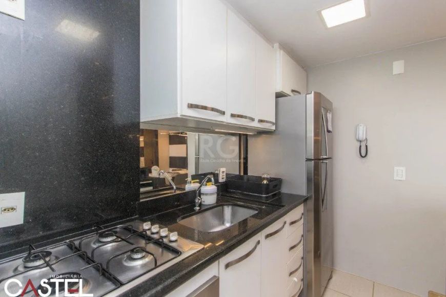 Apartamento para Venda - 51m², 2 dormitórios, 1 vaga - Sarandí
