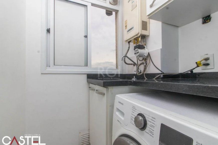 Apartamento para Venda - 51m², 2 dormitórios, 1 vaga - Sarandí