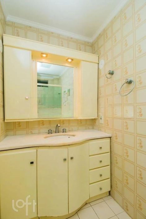 Imóvel para venda possui 113 metros quadrados com 3 quartos em Moinhos de Vento - Porto Alegre - RS