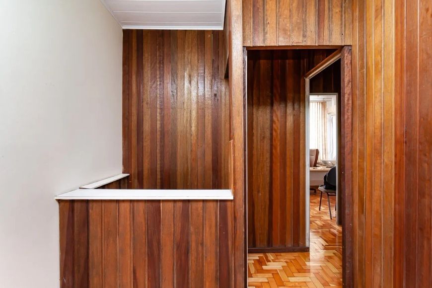 Escritório à venda no bairro Independência com 65 m² de área útil disponível.