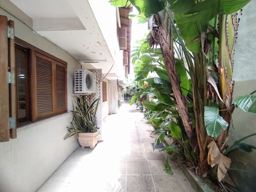 Casa de Condomínio em Sarandi