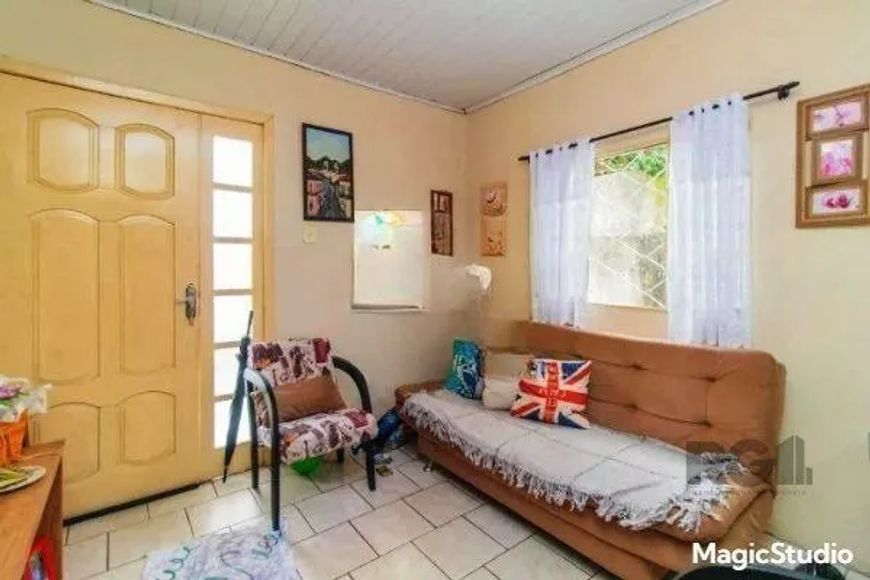 Casa 02 dormitórios na Rua do Banco Inglês, Santa Tereza