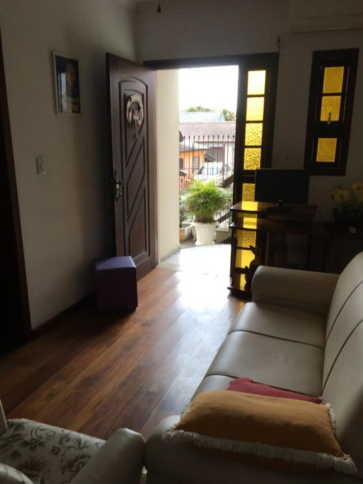 Casa residencial à venda no Jardim Itu com 245 m² e 5 dormitórios/quartos.