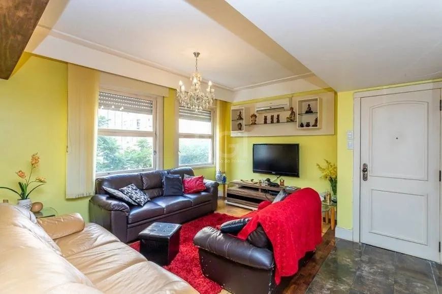 Excelente apartamento de 148m² com 2 dormitórios sendo 1 suíte com closet e hidromassagem, banheiro
