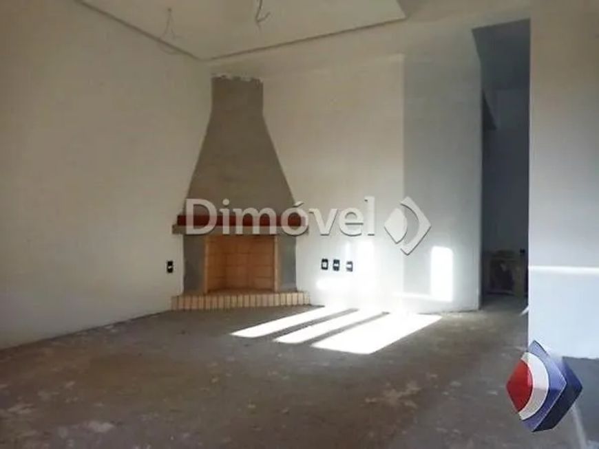VENDA, CASA com 129m², 3 dormitório(s), 2 vaga(s). HÍPICA, PORTO ALEGRE.