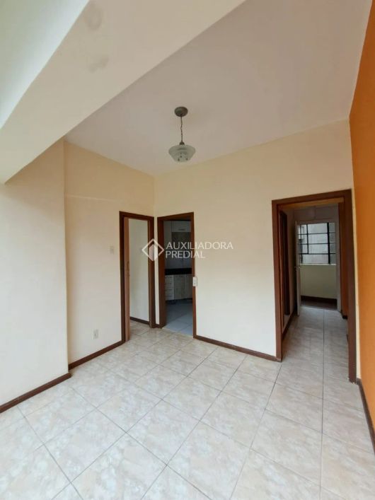 APTO 01 QUARTO DE FRENTE, CENTRO, ANDAR ALTO, ELEVADOR E PORTARIA 24HS PROX. SANTA CASA E UFRGS