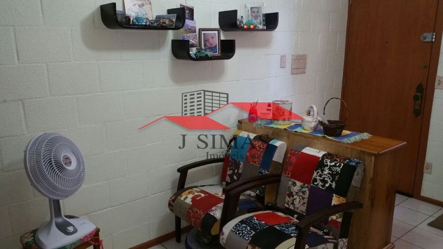 Apartamento (Padrão), com 2 quartos e 1 banheiros à Venda, 40 m² em Porto Alegre/RS