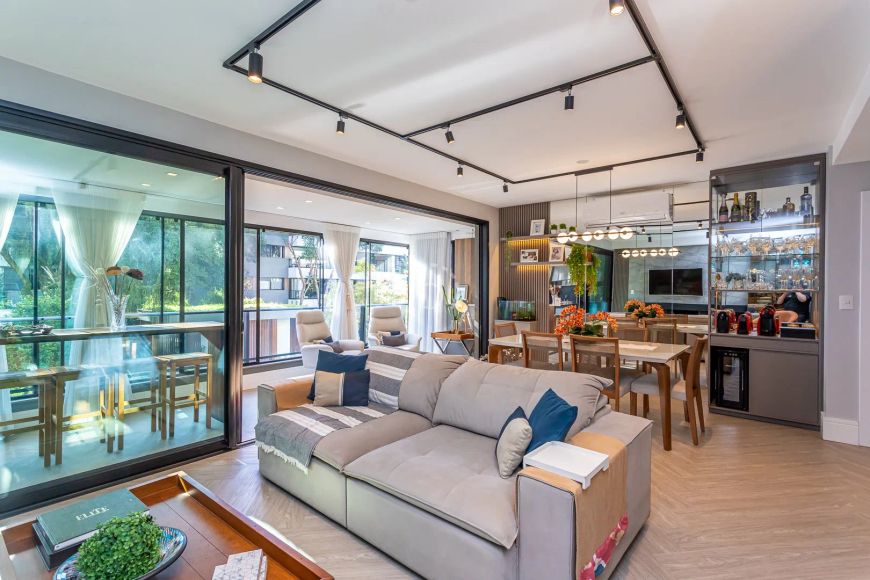 Venda de Apartamento em bairro Ipanema com 146m² Área Const. e 187m² Área Terreno