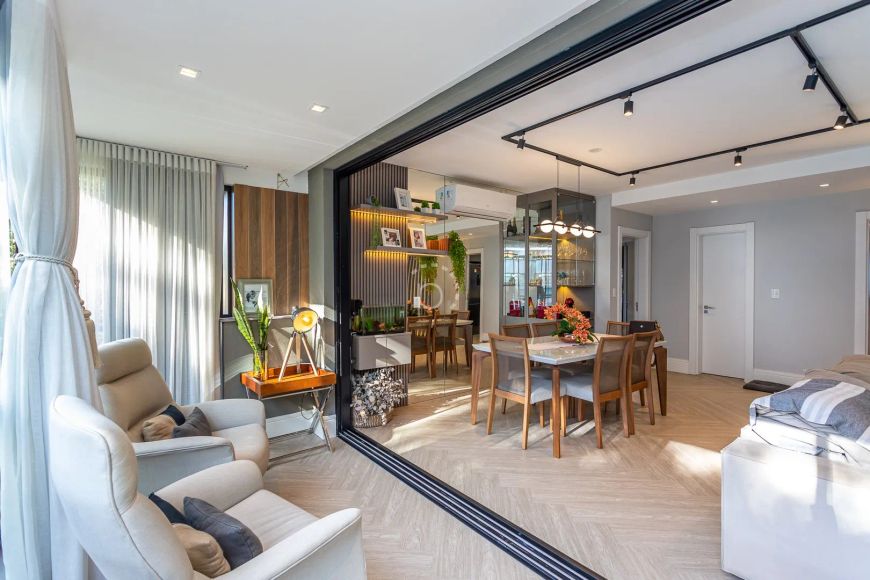 Venda de Apartamento em bairro Ipanema com 146m² Área Const. e 187m² Área Terreno