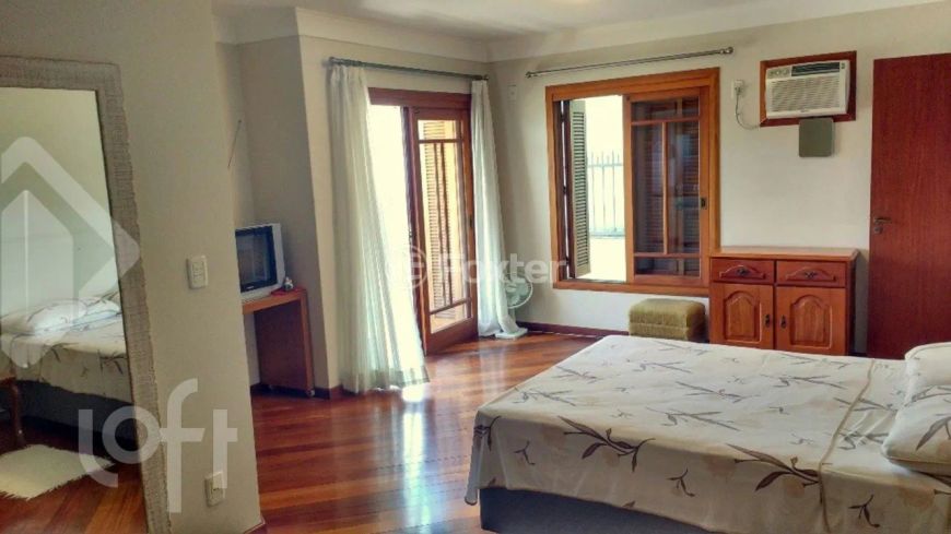 Casa à venda Rua Doutor Galdino Nunes Vieira, Jardim Itu - Porto Alegre