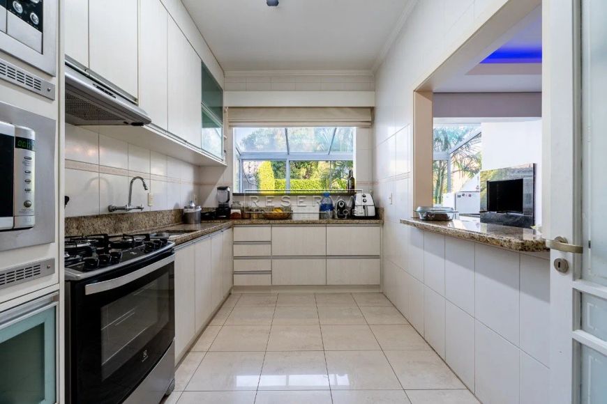 CASA SEMINOVA GEMINADA - 362m², 3dorm/2 suítes, 4 vg garagem, próximo Iguatemi, Chácara das Pedras