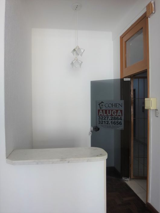 Sala/Conjunto para venda possui 67 metros quadrados com 2 salas