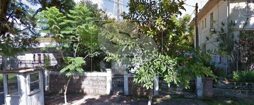 Terreno em Porto Alegre, no bairro Petrópolis, à venda.