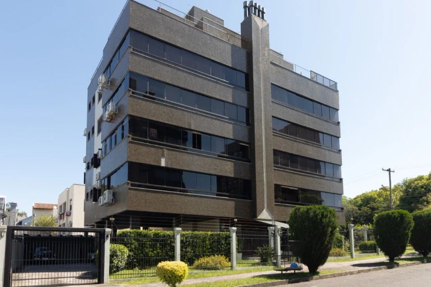 Apartamento à venda no Jardim Planalto com 3 dormitórios e 125 m² de área útil
