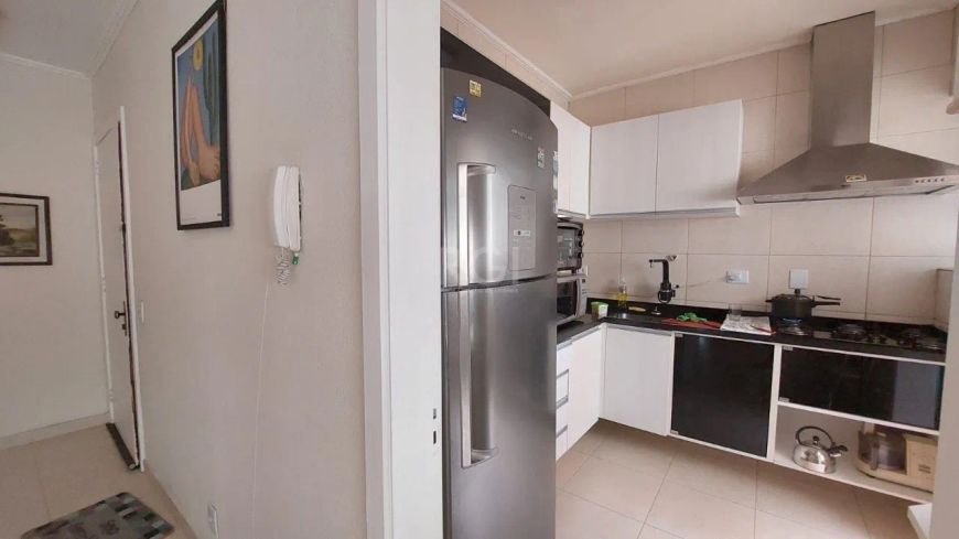 Apartamento na AV. Germano schmarczek - Bairro Protasio Alves. Excelente e impecável apartamento ref