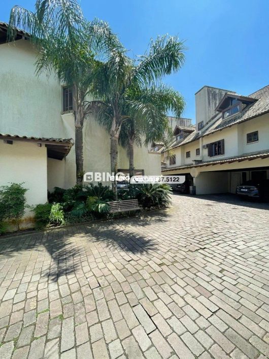 Casa em Condomínio à Venda 3 Dormitórios, 3 Vagas e 249m² no Bairro Vila Assunçã