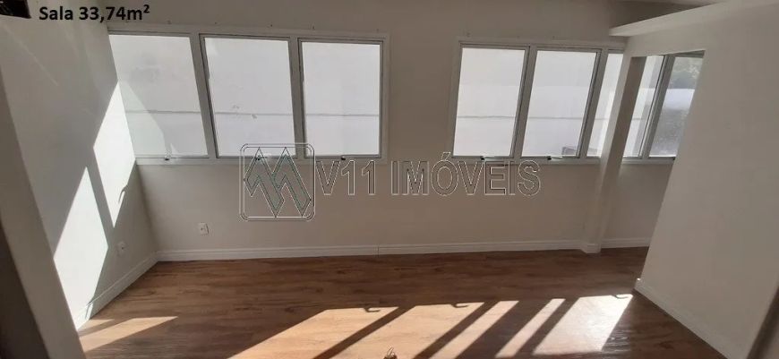 Sala comercial nova no Bairro Menino Deus