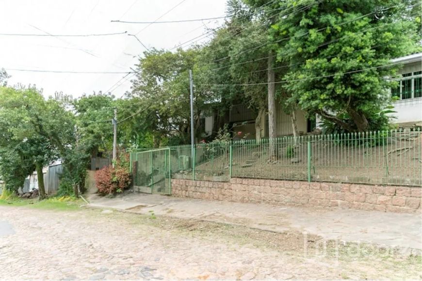 Casa em Morro Santana com 133 m² , 4 quarto(s) , 2 vaga(s).
