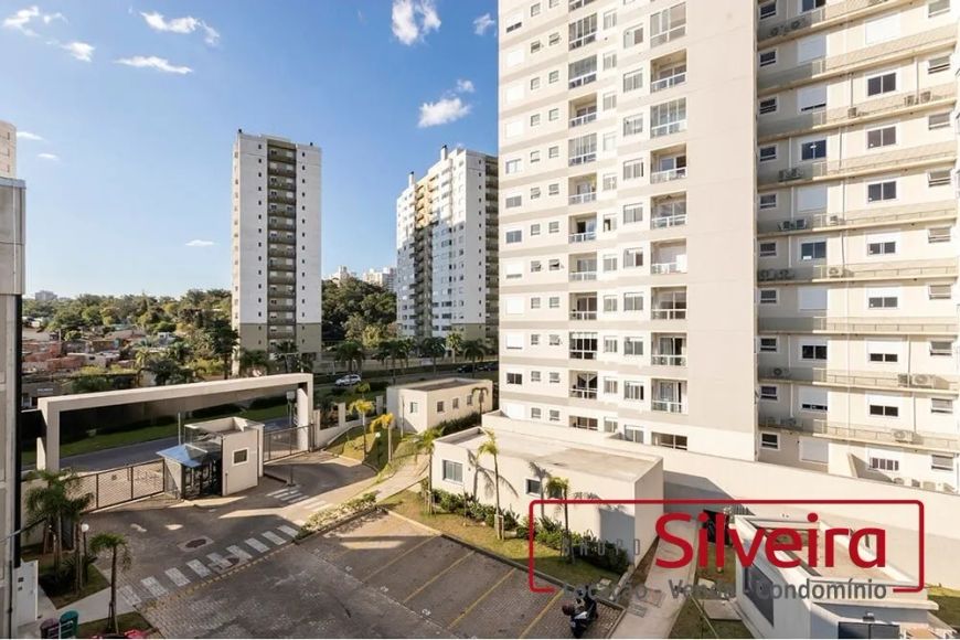 Apartamento em Porto Alegre, no bairro Jardim Carvalho, à venda.