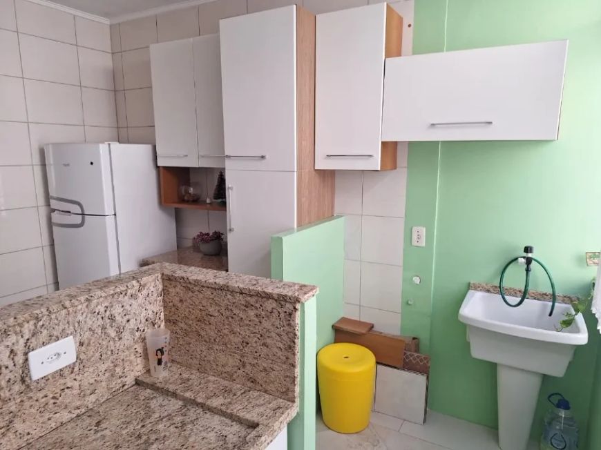 Excelente apto. de 02 dormitorios com 65,00m2 frente para o (Hospital Moinhos de Vento, entrada pela