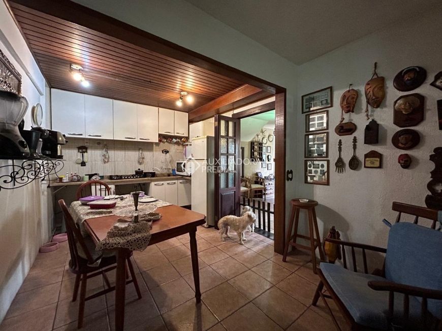 Casa em condomínio com 3 dormitórios no bairro Hípica