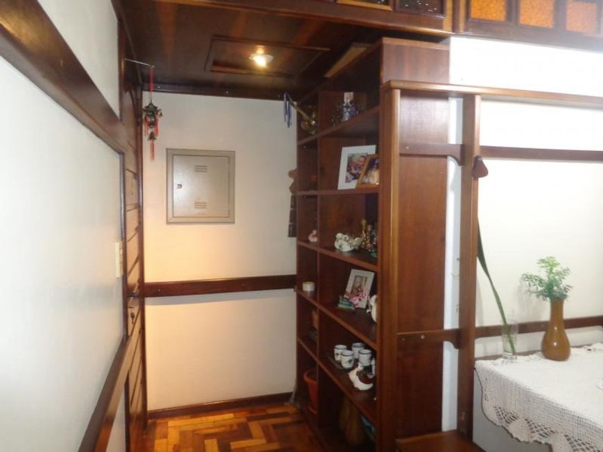 Ótimo apartamento de três dormitórios