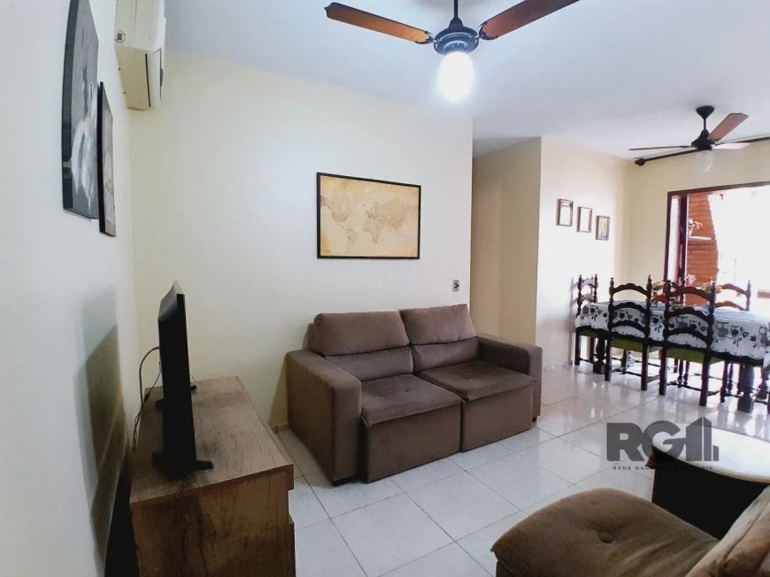 Apartamento à venda no bairro Partenon, 76 m² com 3 dormitórios/quartos.